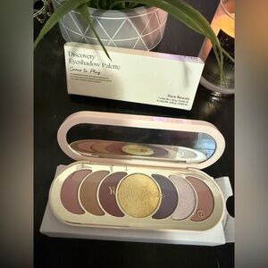 Rare Beauty Discovery Eyeshadow Palette - Gold and Mauve
